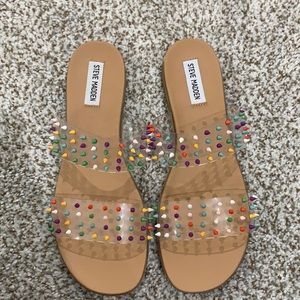 Never worn women’s size 9 slip on sandals
